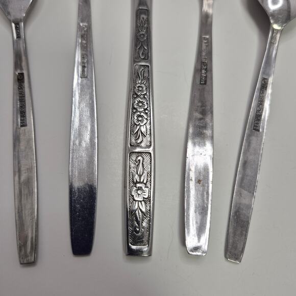 Imperial Stainless Japan 5-piece Flatware Set IMI57 Vintage Floral - Picture 6 of 14